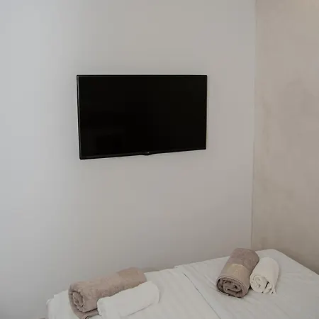 Luka Apartment